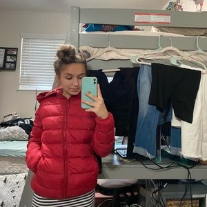 uniqlo red puffer jacket
